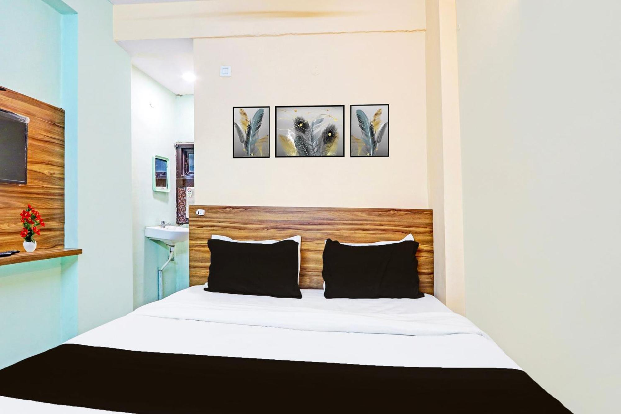 Super Hotel O Karimnagar Exterior foto