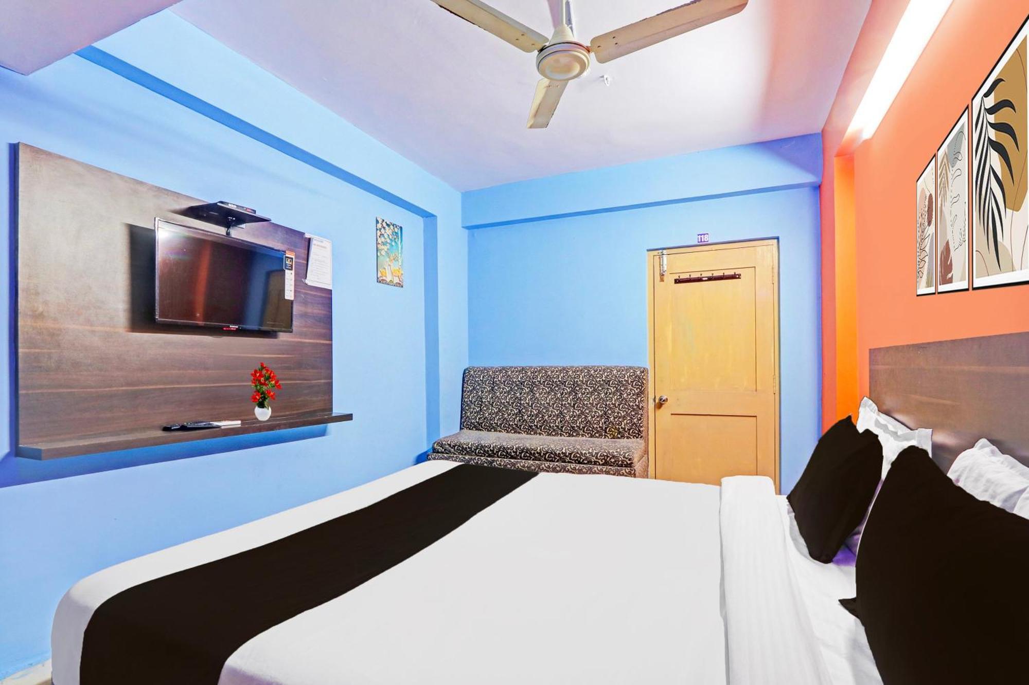 Super Hotel O Karimnagar Exterior foto